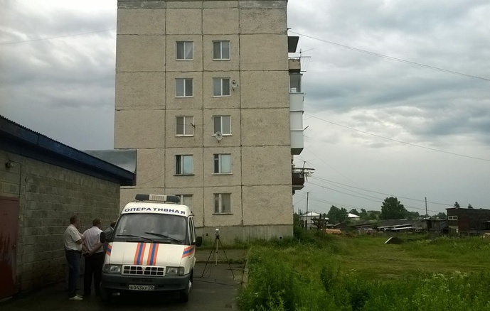 Дом под Томском, где частично обрушилась крыша, отремонтируют