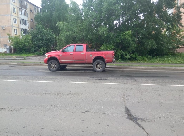 Пикап сбил пожилого пешехода в Томске