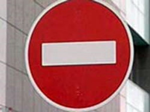 Из-за прорыва канализации на Балтийской ограничено движение