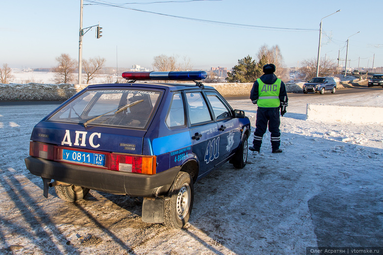 В Томске ГИБДД спасла от обморожения двоих водителей