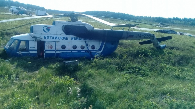 Следователи рассматривают несколько версий жесткой посадки Ми-8 на томском севере