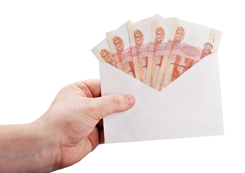 Горожане чаще всего дают взятки врачам
