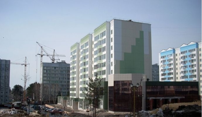 Девочка упала с шестого этажа дома на проспекте Мира