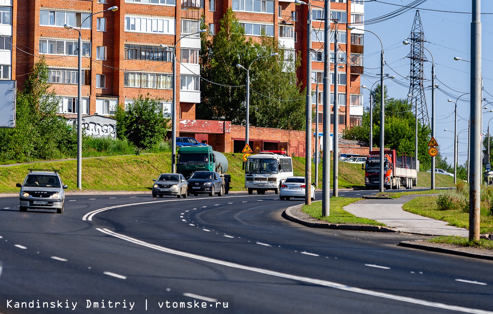 Фото разметки на дороге