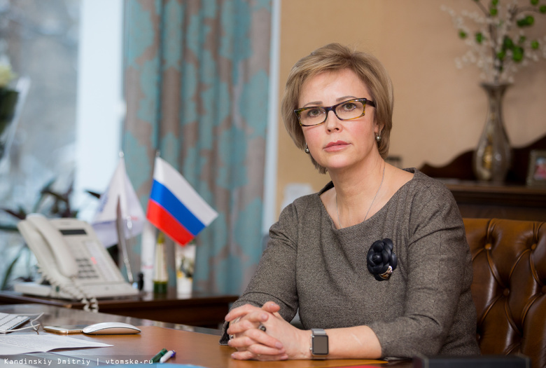 Forbes назвал депутата ГД от Томской области Соломатину самой богатой чиновницей РФ
