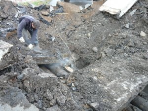 С начала апреля в городе ликвидировано 36 провалов дорог