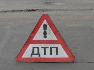 На трассе Томск — Новосибирск столкнулись три автомобиля (фото)