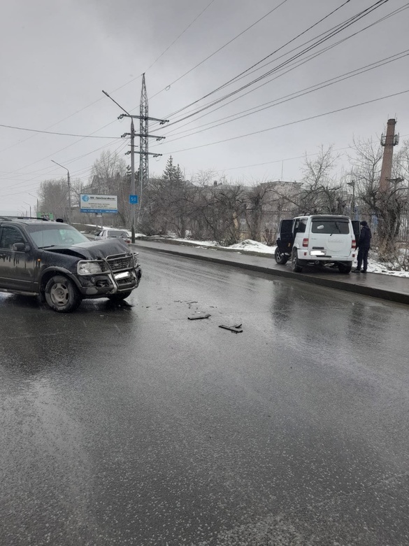 Женщина пострадала при столкновении двух машин на Нахимова в Томске