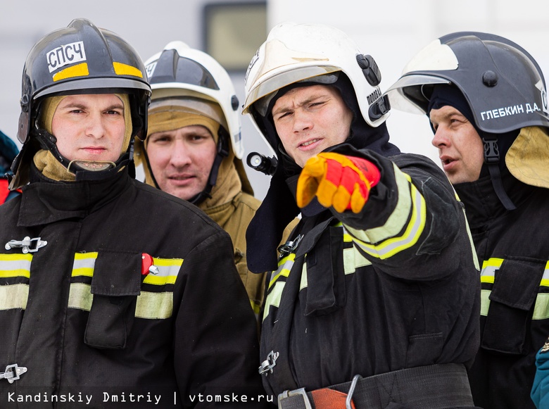Спасти за несколько минут: томские пожарные на скорость помогли пострадавшим в ДТП