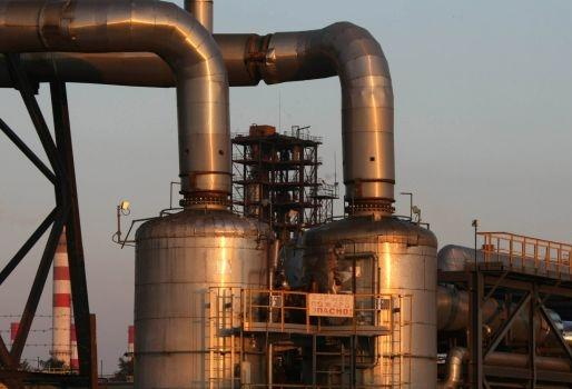 Судебные приставы арестовали имущество Томской нефтегазовой компании