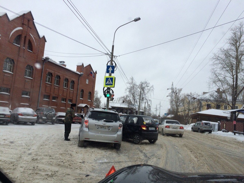 За день в городе произошло почти сто ДТП