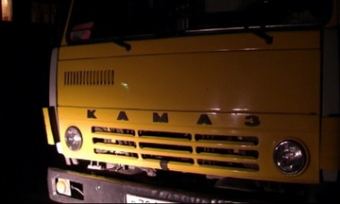 На Балтийской произошла авария с участием КамАЗа и пяти «легковушек»