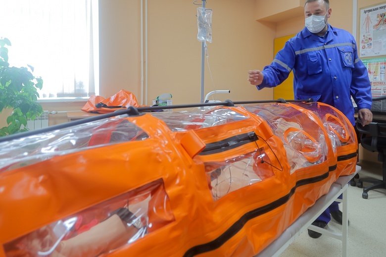 Переносной изолятор для пациентов с опасными инфекциями появился у томской «скорой»