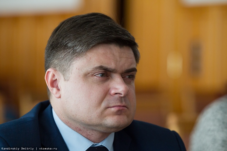 Экс-заммэра Томска Суриков останется под стражей еще на 3 месяца