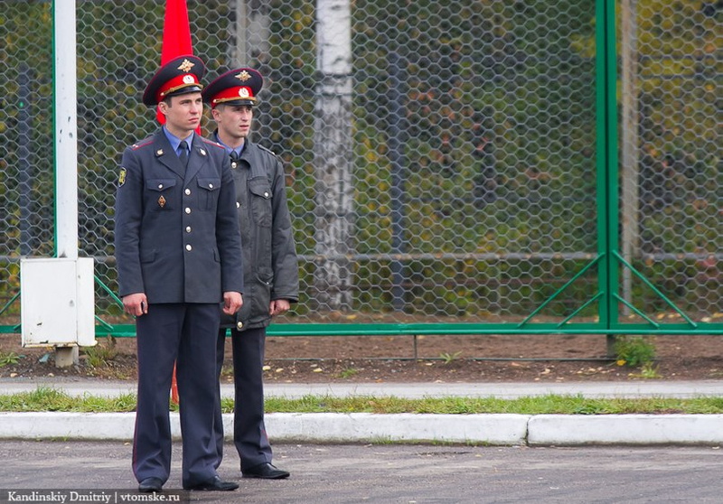 Граждане проверят документы у полицейских