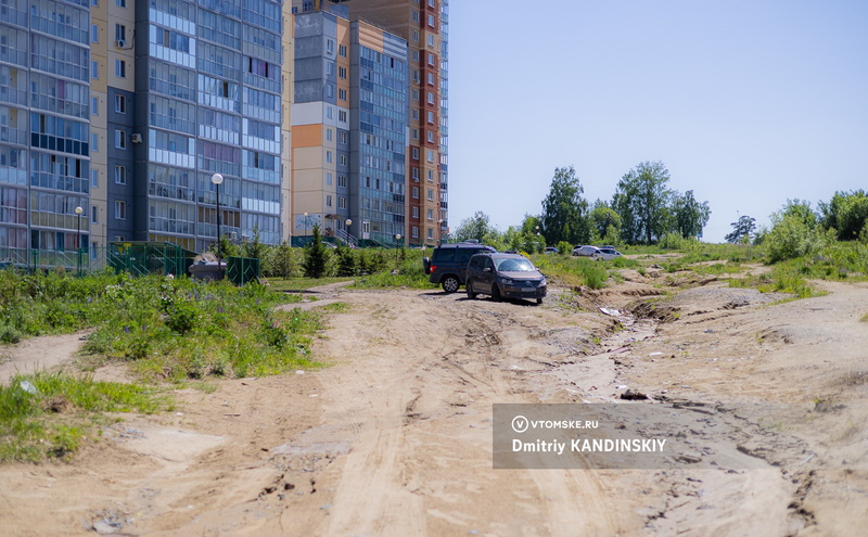 Застройщик ТДСК засыпал «каньон Ковалева» в Зеленых Горках