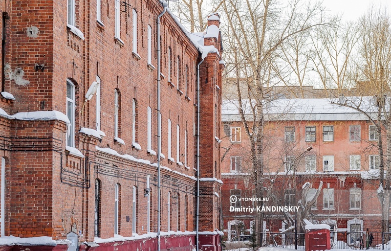 Здания ансамбля артиллерийских казарм в Томске получили статус памятников