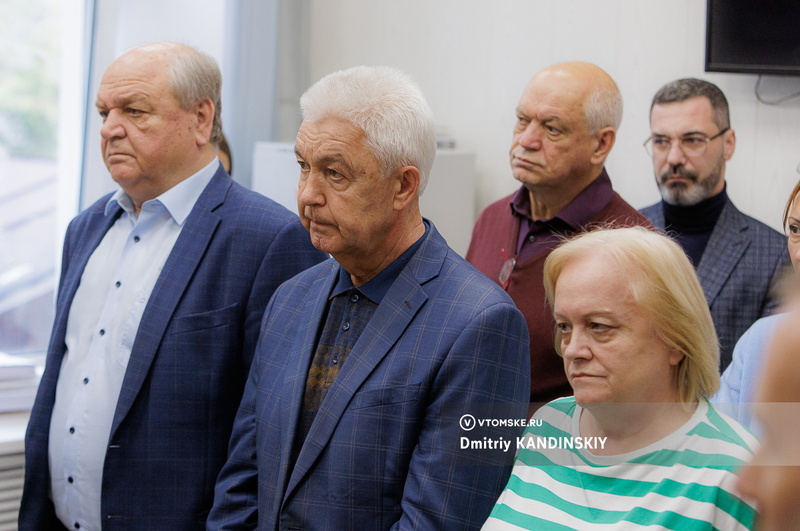 Суд в Томске взыскал с бывших чиновников более 10 млн руб