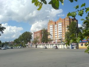 В районе рынка рассады на Южной запретили остановку транспорта