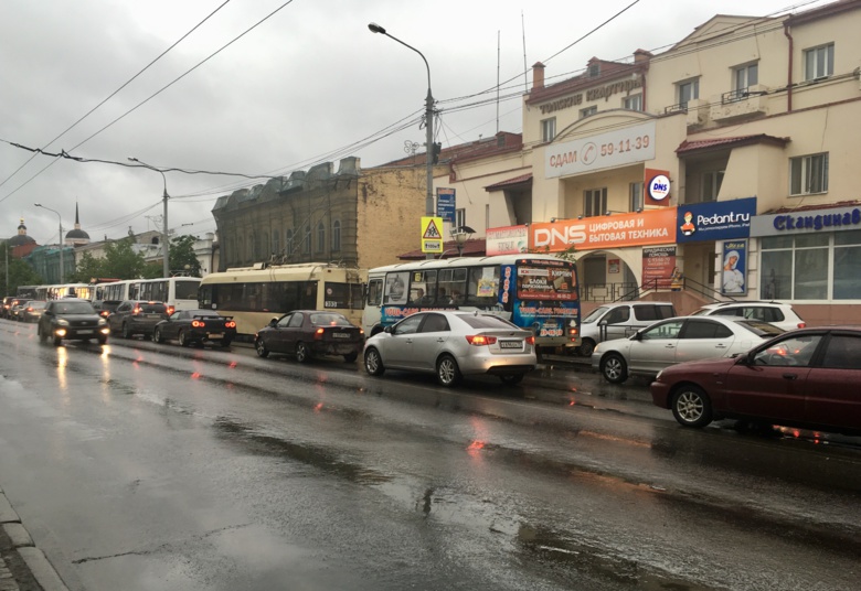 Пробки в 10 баллов образовались в Томске в четверг вечером