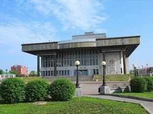 На сцене Драмтеатра — уникальный проект «Гастрольная карта Сибири»