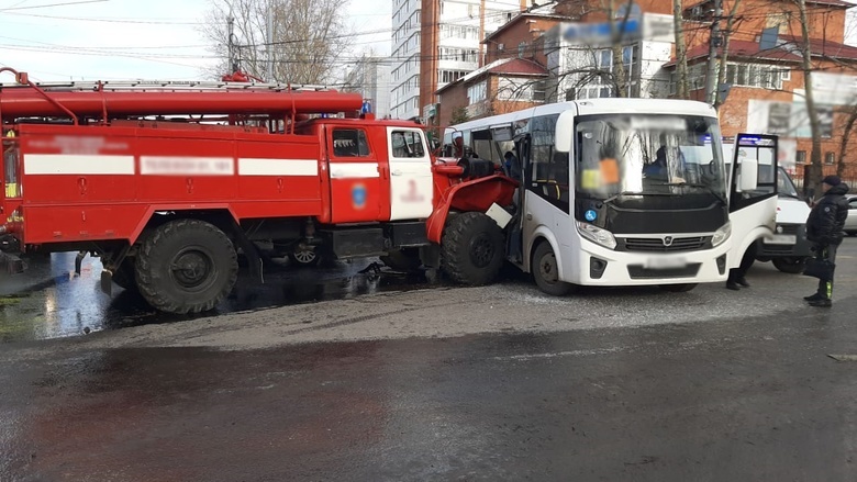 Пострадавшие в ДТП на Каштаке пассажиры автобуса могут получить до 2 млн руб