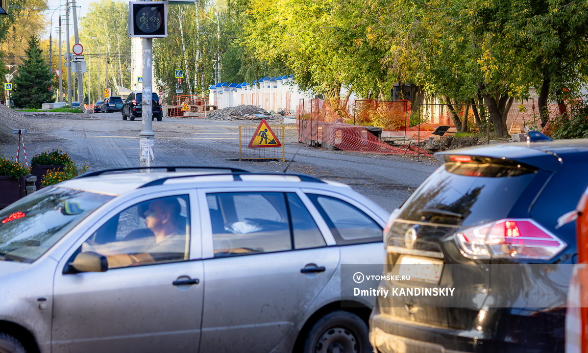 Подрядчиков похвалили, но вопросы к ресурсникам остались: мэр Томска проверил ремонт дорог