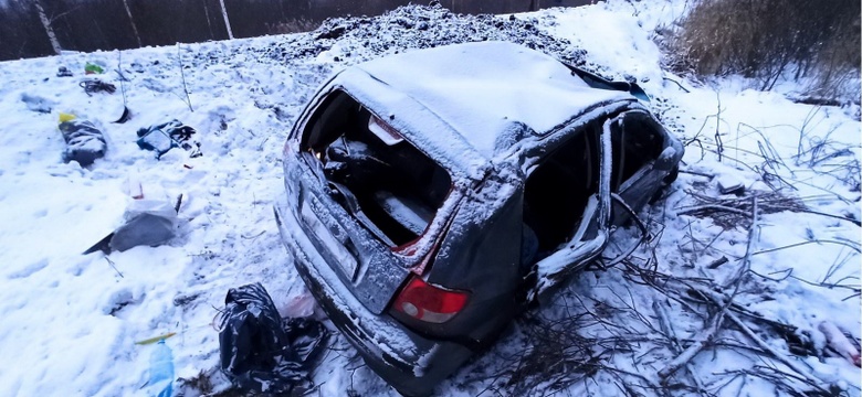 Один человек погиб и один пострадал в ДТП на трассе в Томской области