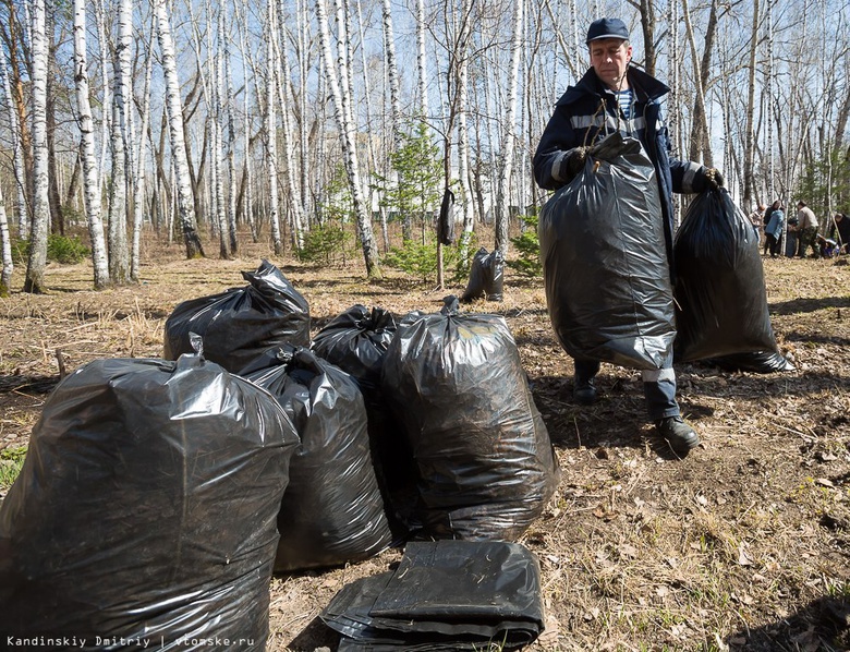 За выходные горожане собрали 1,6 тыс кубометров мусора в центре Томска