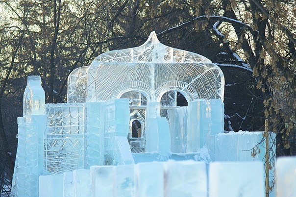 Томичей научат делать ледяные скульптуры и накормят горячим супом