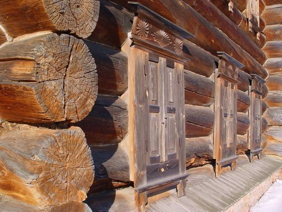 В городе выявлено 76 незаконно занятых жилых помещений