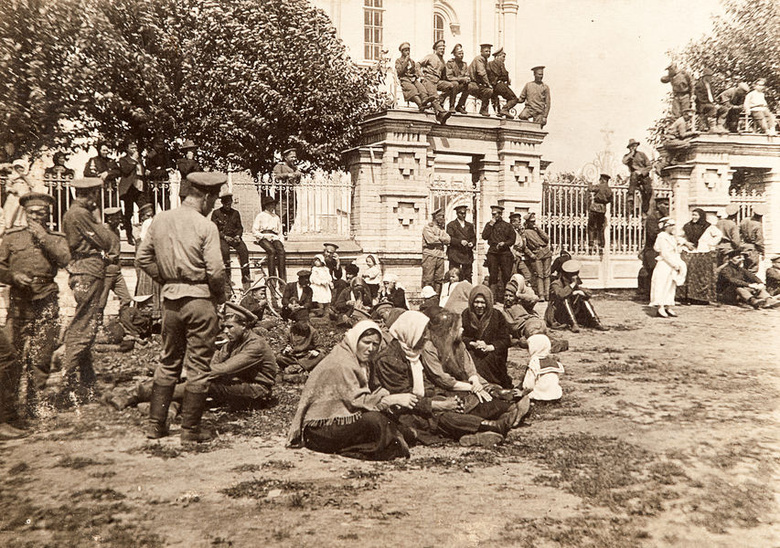 Май 1917-го в Томске: пожар, бунты военных и нашествие сусликов