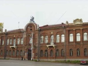Истицу по делу о детских садах не пустили в суд из-за ребенка