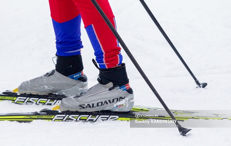 Томская лыжница пострадала при массовом завале спортсменок на спартакиаде в Сочи