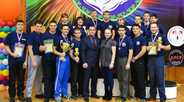 Томичи стали победителями на чемпионате России среди студентов по гиревому спорту (фото)