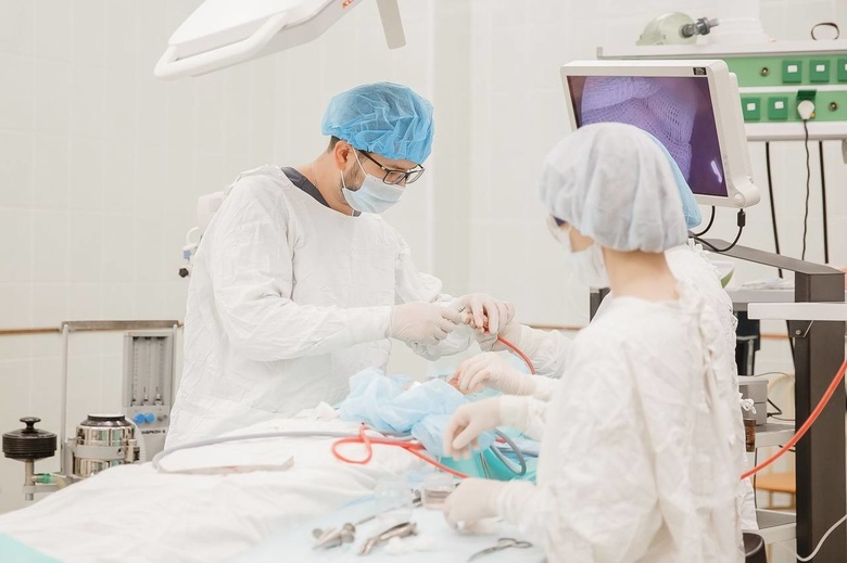 Томские хирурги удалили с лица пациентки опухоль диаметром в 8 см