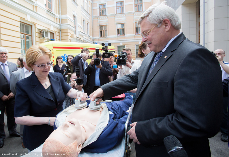 Губернатор и министр здравоохранения открыли корпус-долгострой СибГМУ (фото)