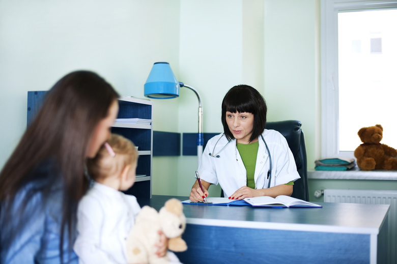 Здоровье ребенка можно будет проверить в онкодиспансере без направления