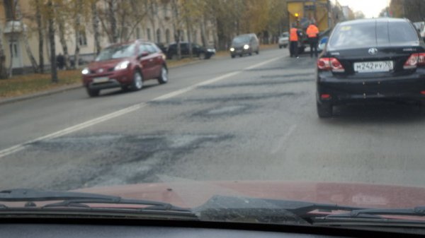 Из-за нехватки денег в этом году дороги города не будут ремонтировать чипсилом