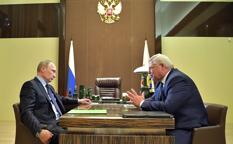 Президент РФ поручил Жвачкину разобраться с задержками зарплат на ТЗИА
