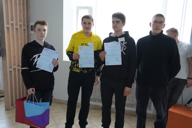 «Ростелеком» поддержал фестиваль инженерных идей в Томске 