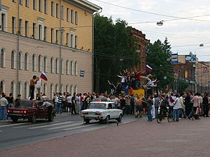 Трансляция матча в центре города все же не обошлась без происшествий