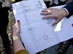 Памятник-указатель в сквере ТПУ будет установлен в понедельник