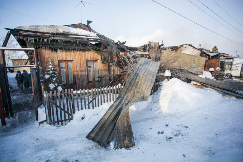 Пожар на Степановке тушили три часа (фото)