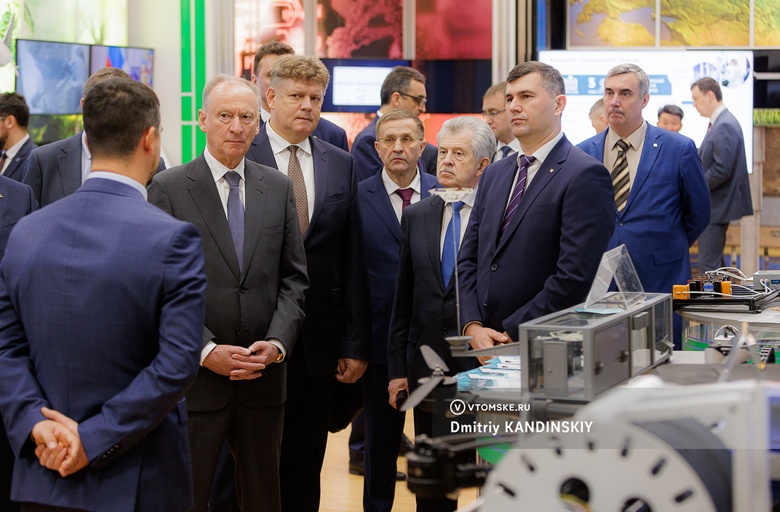 Секретарь Совбеза Патрушев познакомился с разработками томских вузов и компаний
