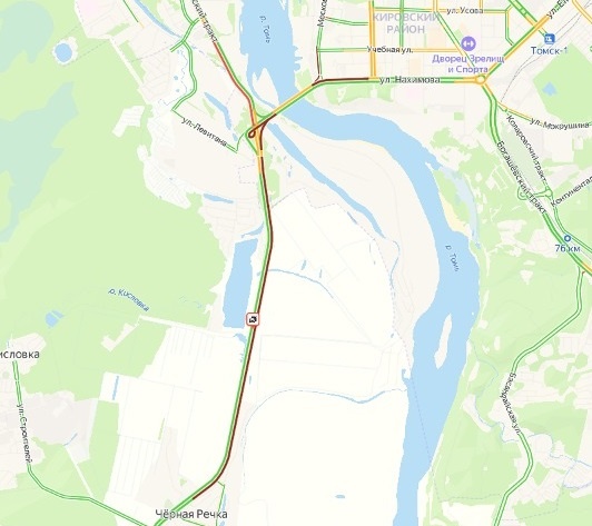 Многокилометровые пробки образовались на въезде в Томск