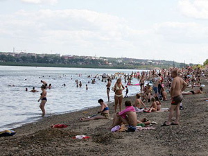 Купаться можно лишь у Семейкиного острова