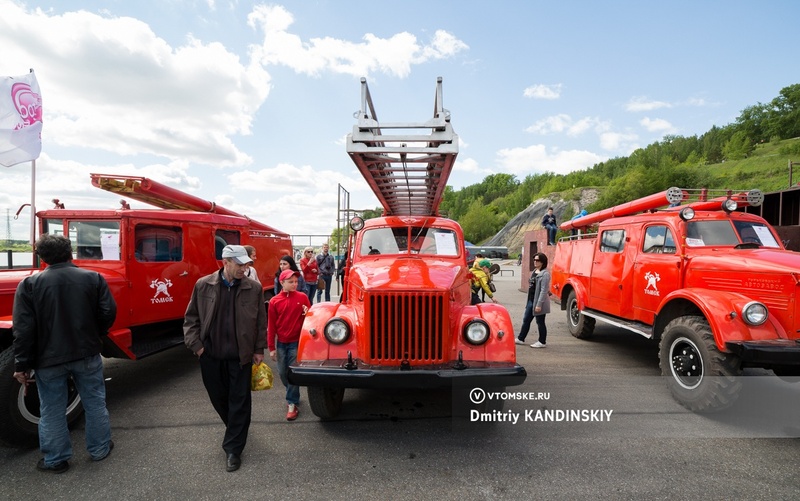 Парад раритетной и современной пожарной техники пройдет в Томске