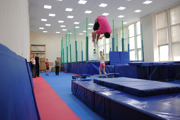 Уик-энд: свадебная ярмарка, прыжки на батуте и выставка с диджеями